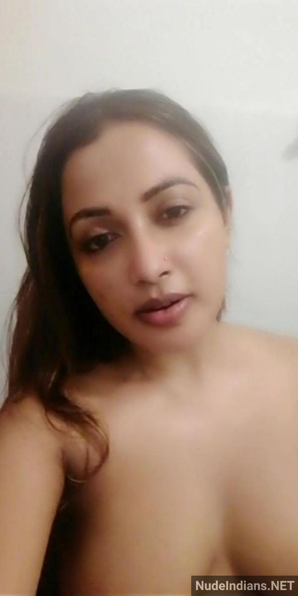 Desi Wife Nude Boobs Photos Shared With Her Boss Before Sex